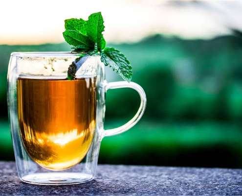 5 Herbal Alternatives to Your Morning Cup of Coffee